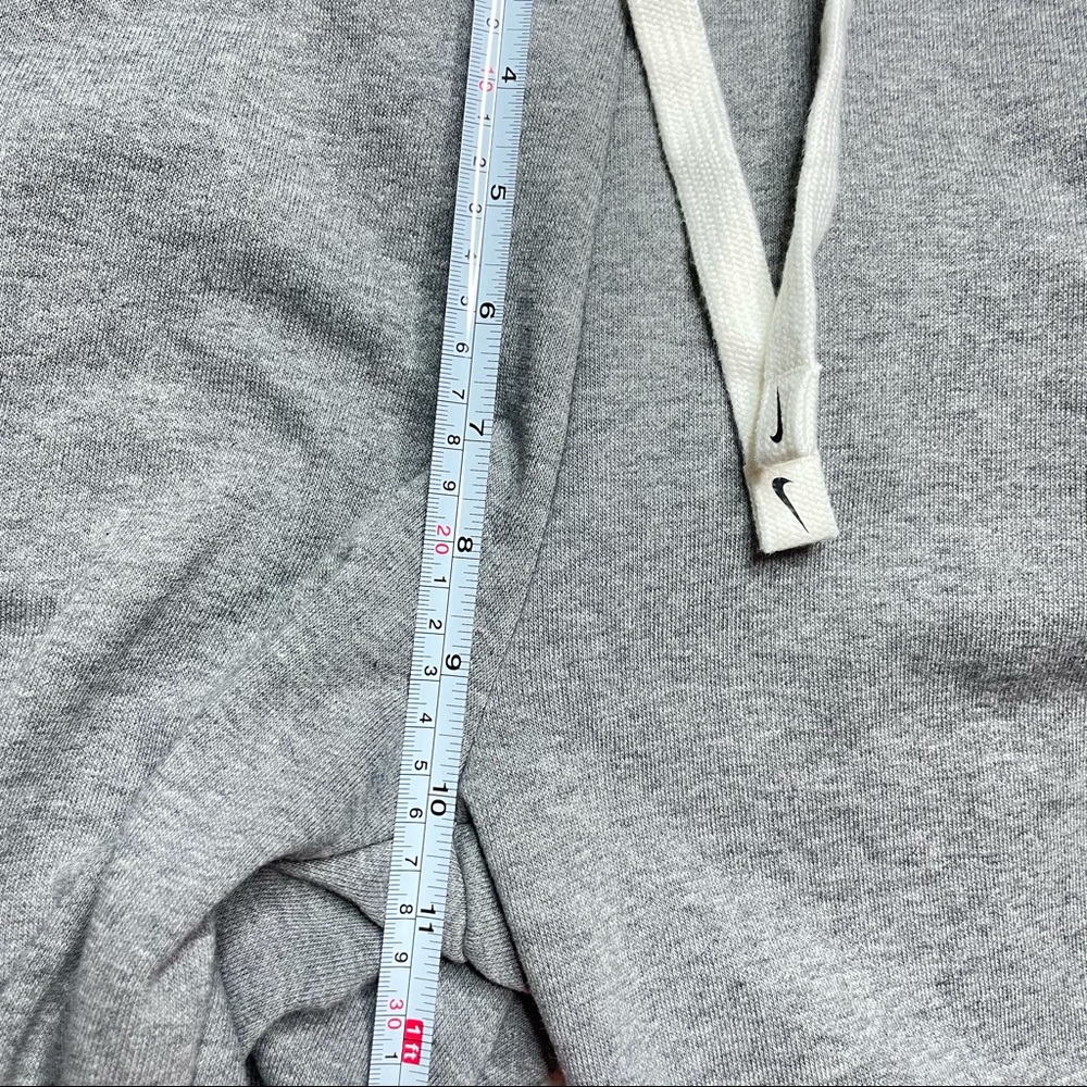 Women’s Nike Sweatpants - Picture 9 of 9